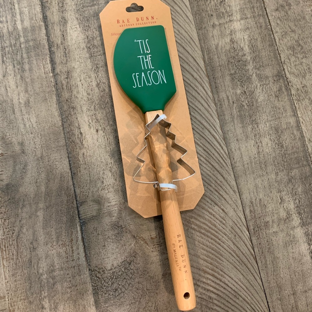 Rae Dunn Christmas Spatula & Cookie Cutter Set